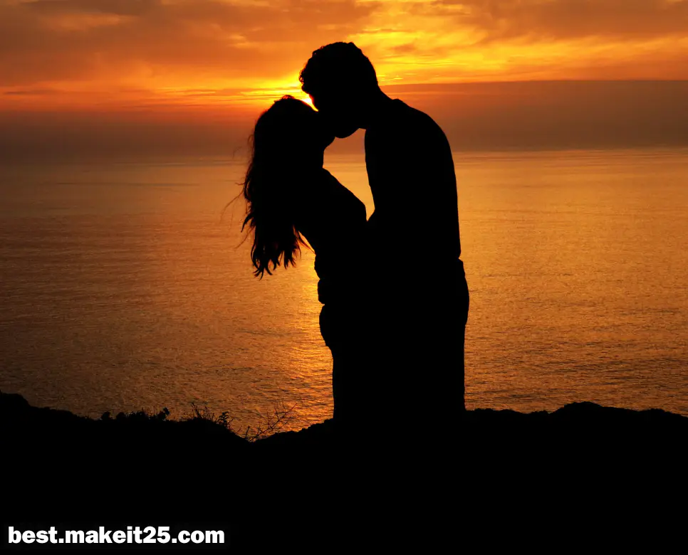 꿈해몽: 다른 남자와 키스하는 꿈, 연예인과 키스하는 꿈, 동성과 키스하는 꿈